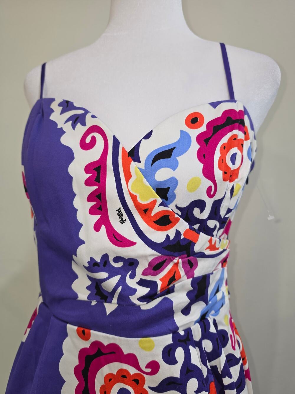 Hale Bob NWOT Size M Multicolor Paisley Sweetheart Neckline Dress